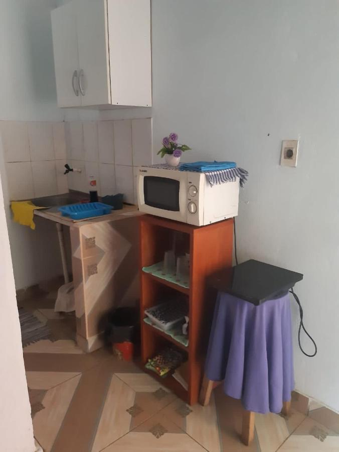 Monoambiente Semi Independiente En Asu-Py Асунсьйон Екстер'єр фото